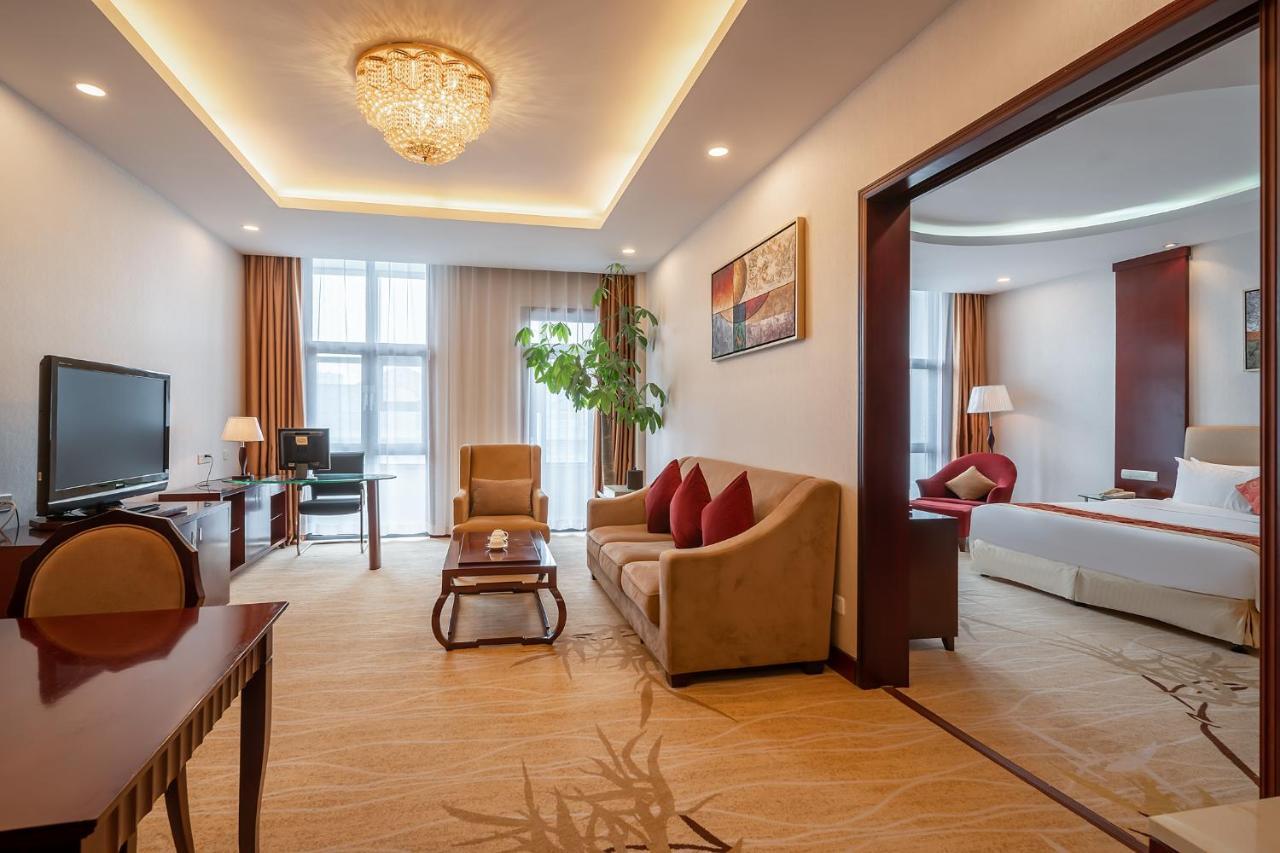 Grand Metropark Hotel Shandong Цзинань Экстерьер фото